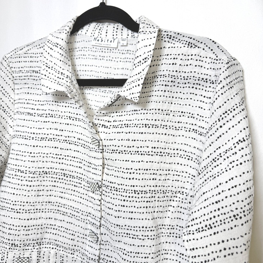 Habitat White Black Dotted Stripe Blouse Large Decorative Buttons Artsy Boho